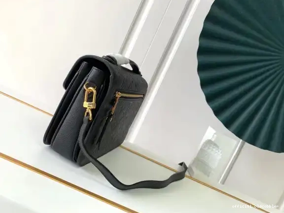 Official oldcobbler Louis Pochette Metis Vuitton 0516